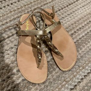 Lilly Pulitzer Largo T-Strap Gold Leather Chain Accent Sandals